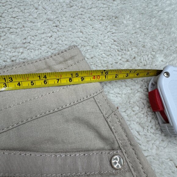 NWT White House Black Market Women's Beige Linen Blend Cargo Shorts, Size 2 NWT - Picture 7 of 9